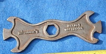 Berkel-rotterdam-spanner-wrench_360_a6b932820440a0e245c7ace16686f37c - Restauro Affettatrici Berkel D'epoca E Volano | Wbs Maschi